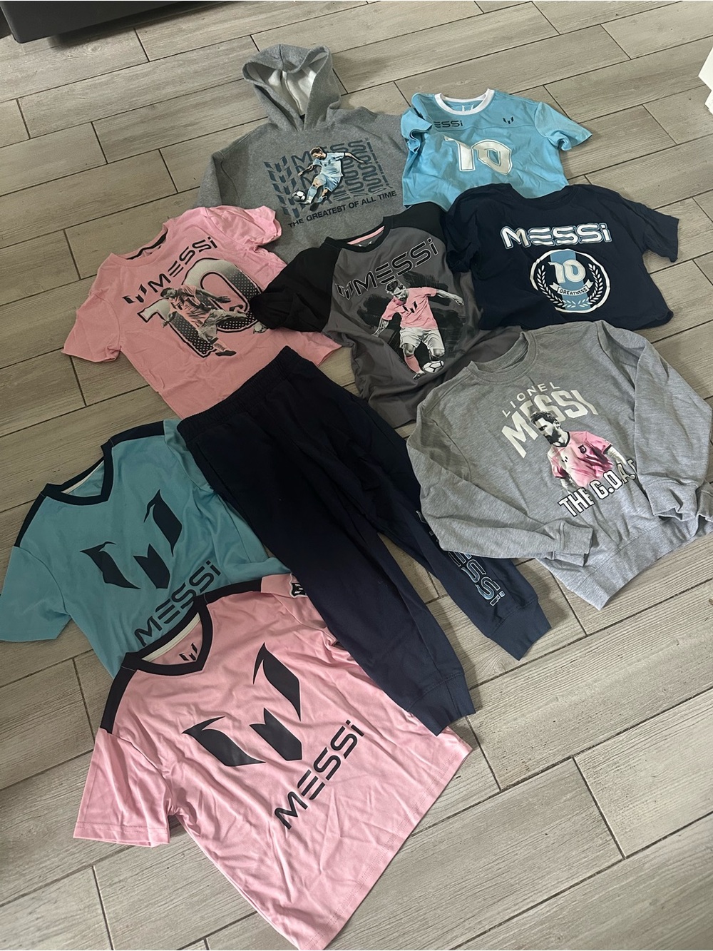 Messi Kids' clothing size medium 7/8